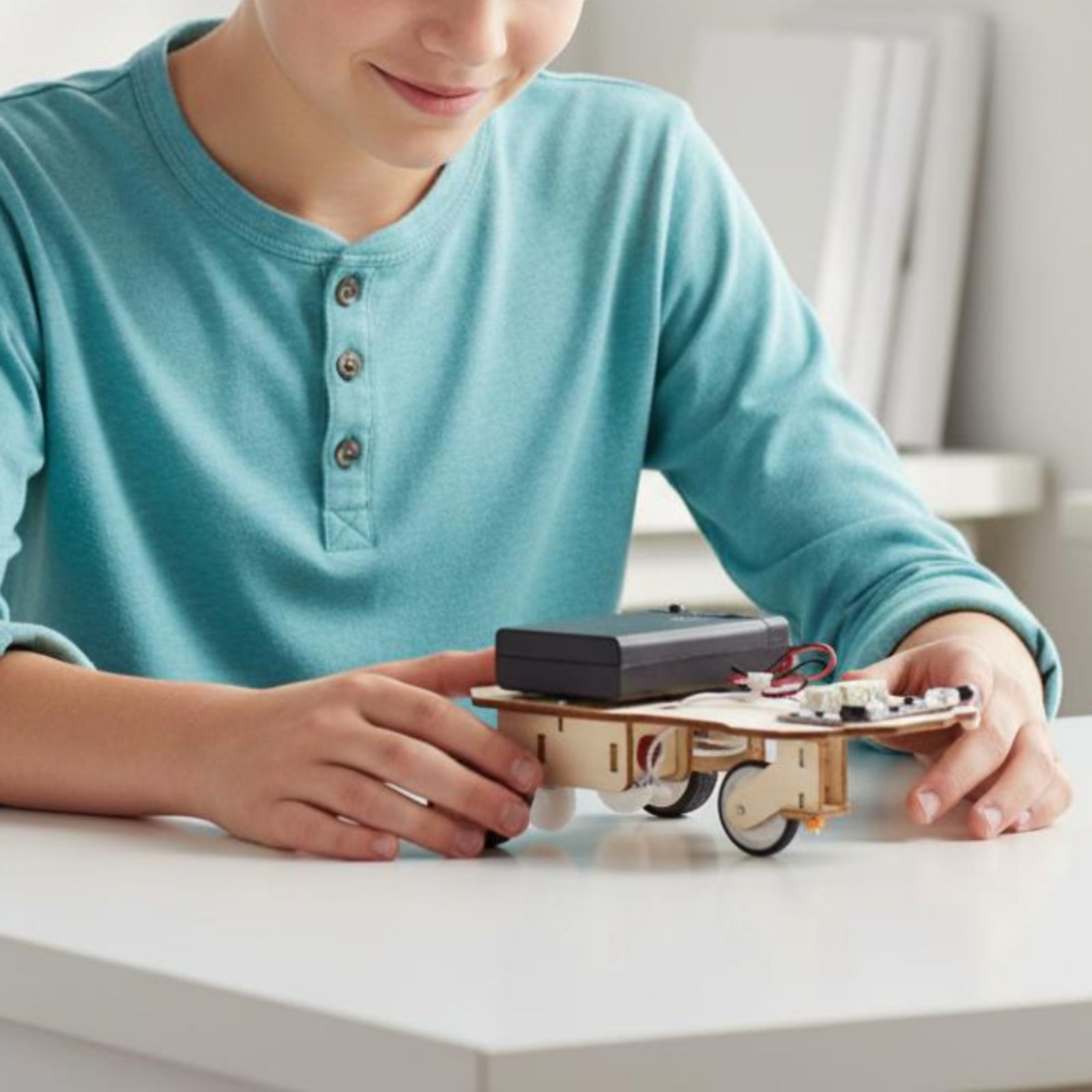 Wooden Intelligent Vehicle Kit - Science Robotics 评论和价格